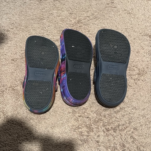 Crocs - Picture 2 of 3